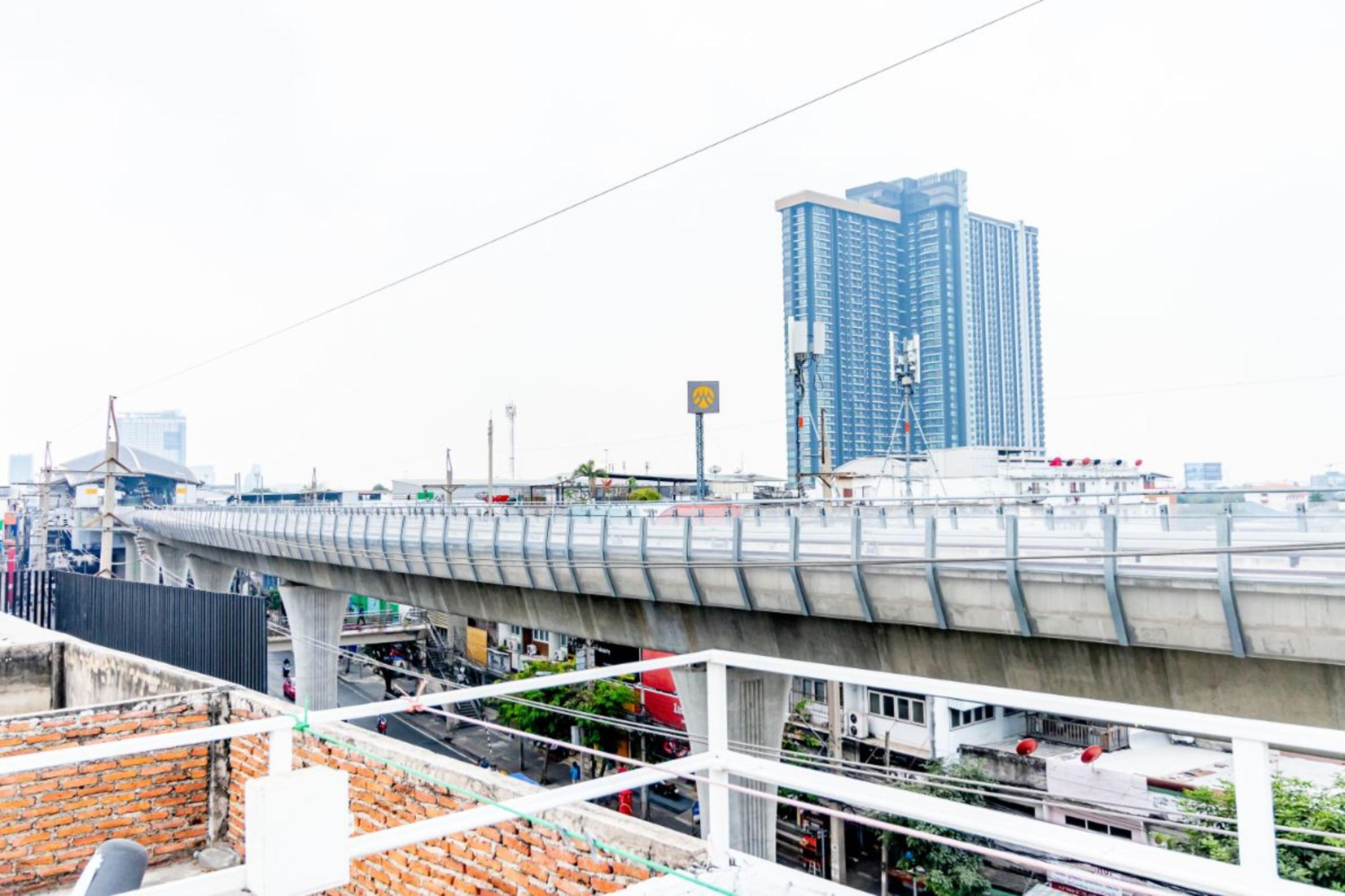 Ze Residence Bang Aor Station Bangkok Exterior foto